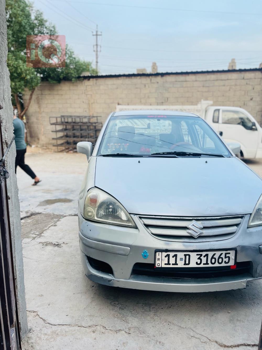 سوزوکی لیانا